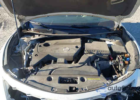 2015 Nissan Altima 2.5 S z USA, uszkodzony, nr VIN 1N4AL3AP1FC454859